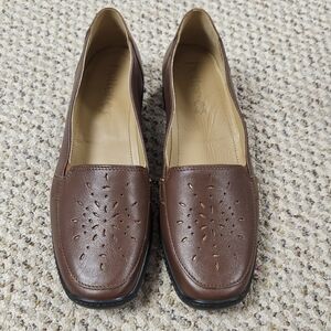 NWOT Hotter Envy Brown Slip On Leather Comfort Loafers Shoes Women’s Size 10